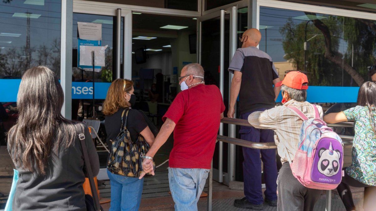 ANSES: aumentos y créditos para AUH, jubilados, Potenciar Trabajo y Progresar