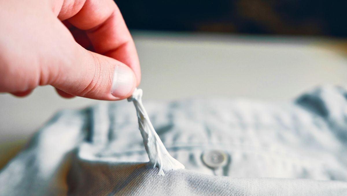 Chicle en la ropa. Chicle en la ropa.