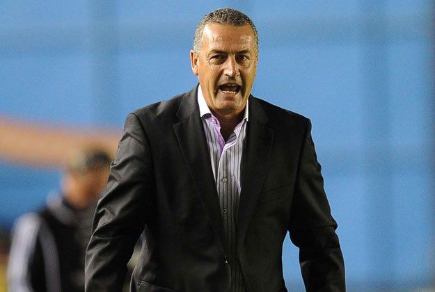 Gustavo Alfaro: No podemos subestimar al campeón