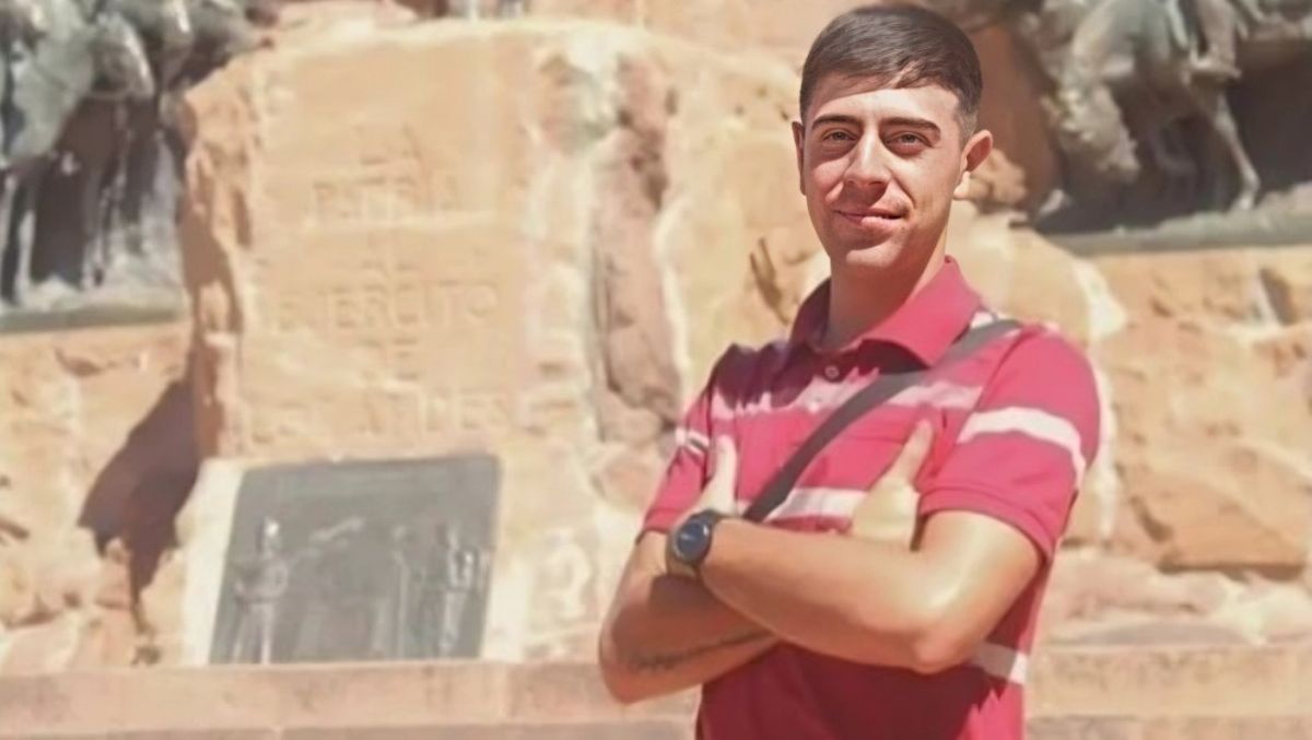 Facundo Loyarte tiene 23 años y posiblemente sea uno de los mendocinos que más conoce la historia de San Martín.