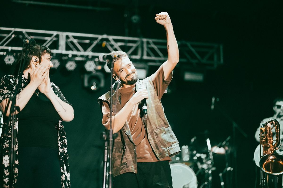 Una verdadera Gira Loca que encenderá el Arena Maipú Stadium con el sonido más auténtico de la Skandalosa Tripulación. Una verdadera Gira Loca que encenderá el Arena Maipú Stadium con el sonido más auténtico de la Skandalosa Tripulación.