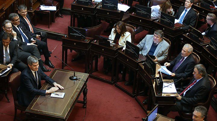 En el Senado, Peña advirtió que en 150 días no se resuelve lo hecho en los 4.500 que gobernó el FpV