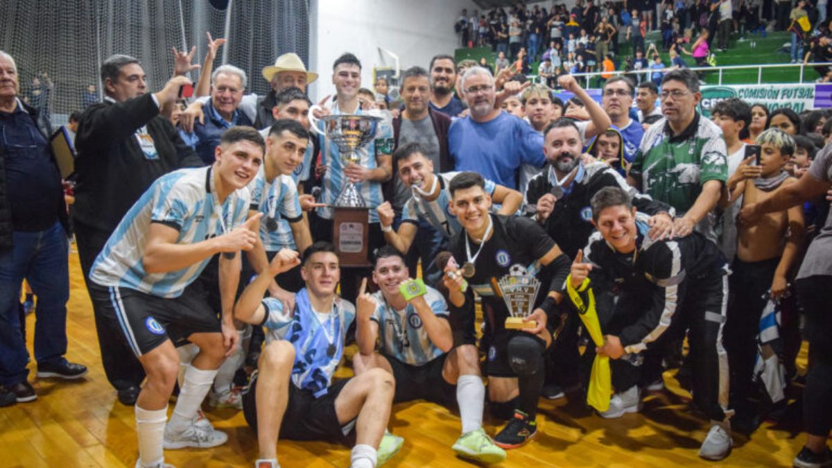 La selección argentina C20 de futsal se consagró compaeona mundial en Chubut