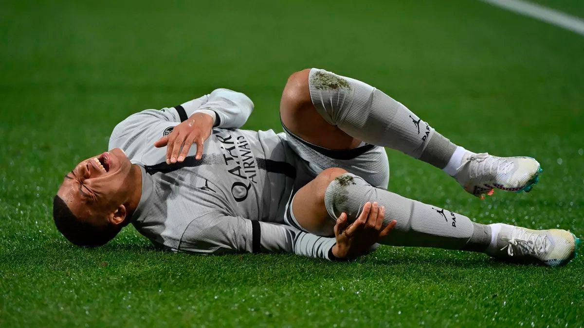 Increíblemente Mbappé erró dos penales en el triunfo del PSG ante Montpellier por la Ligue 1.