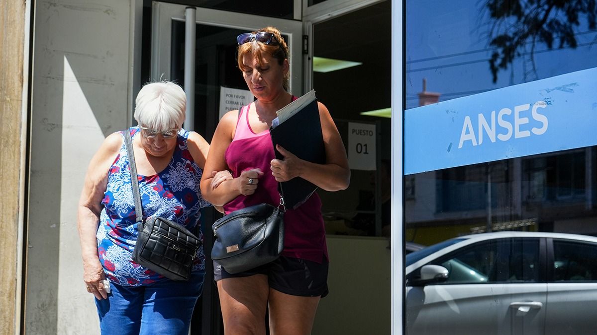 ANSES decretó el monto a cobrar por todos los jubilados y pensionados en enero 2025