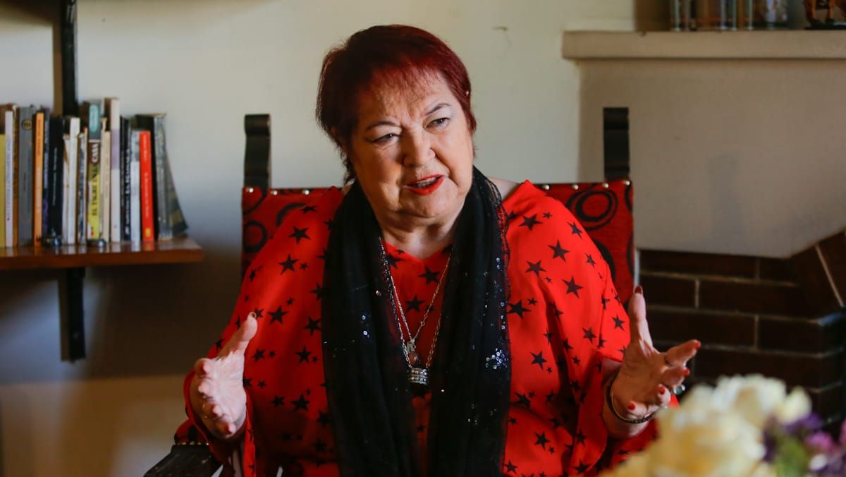 Mercedes Fernández. Mercedes Fernández.