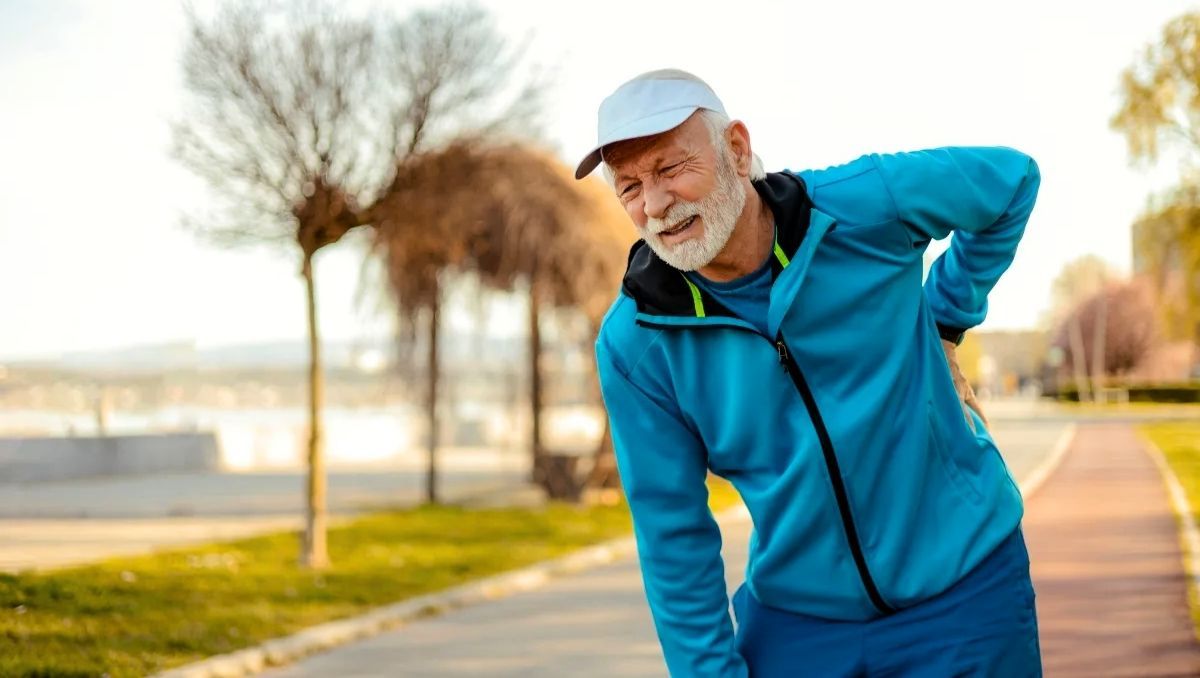 El dolor lumbar es uno de los más comunes en los adultos mayores.&nbsp;