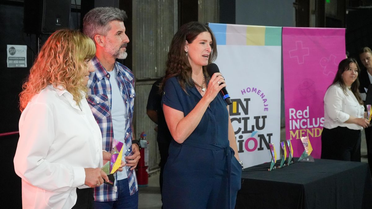 En la sexta entrega de los Premios Inclusión, Fundación Grupo América fue galardonada como la fundación destacada del 2025. En la sexta entrega de los Premios Inclusión, Fundación Grupo América fue galardonada como la fundación destacada del 2025.