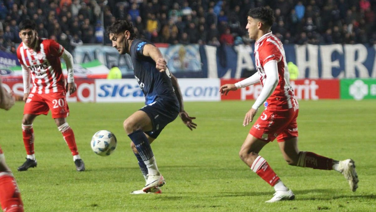 Independiente Rivadavia cayó ante Unión y sigue sin poder ganar en el ...