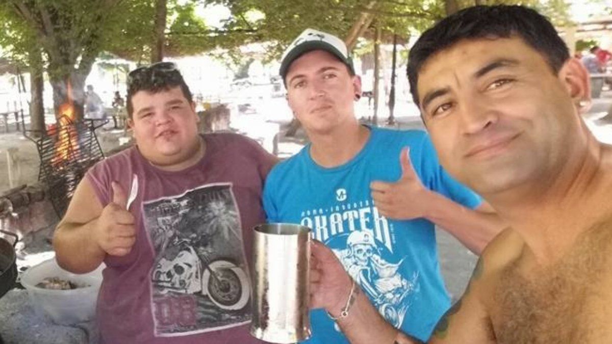 Gustavo Valle (medio) y Fido Díaz en una juntada.