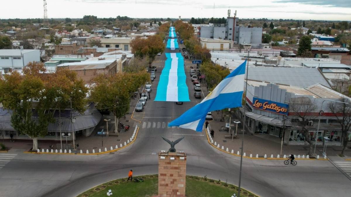 La bandera más larga del país está en el Sur de Mendoza
