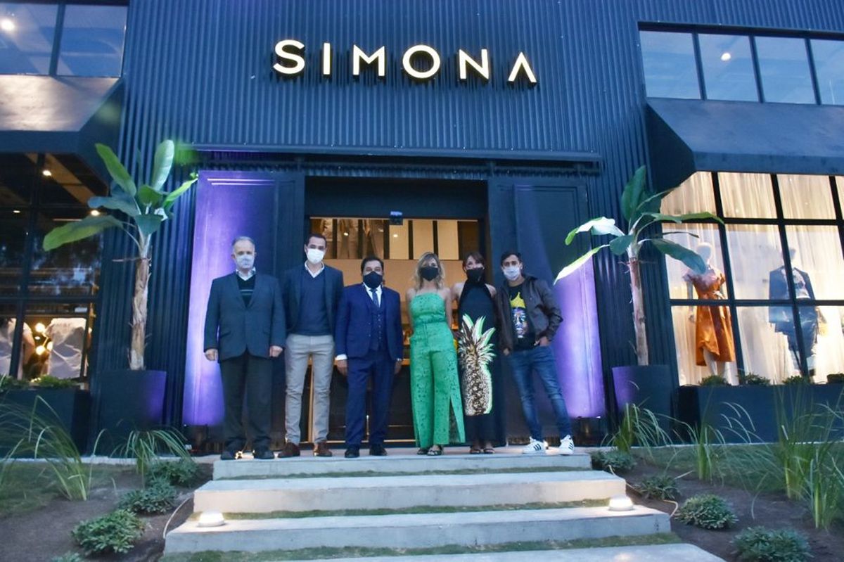 Simona Espacios abrió sus puertas con un impresionante local en el Paseo de Compras de Dalvian
