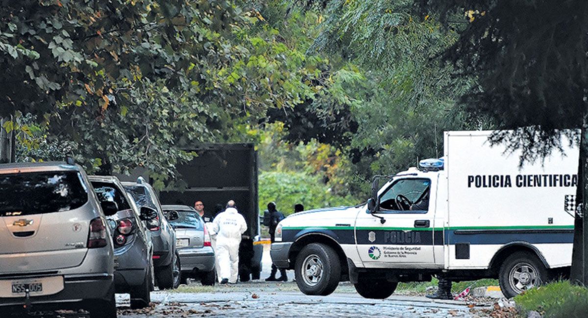 Un menor de ocho años fue asesinado a puñaladas por su padre, quien luego intentó suicidarse Un menor de ocho años fue asesinado a puñaladas por su padre, quien luego intentó suicidarse