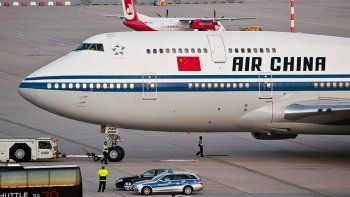 Crece la tensión: EE.UU. prohíbe a las aerolíneas chinas viajar a su territorio