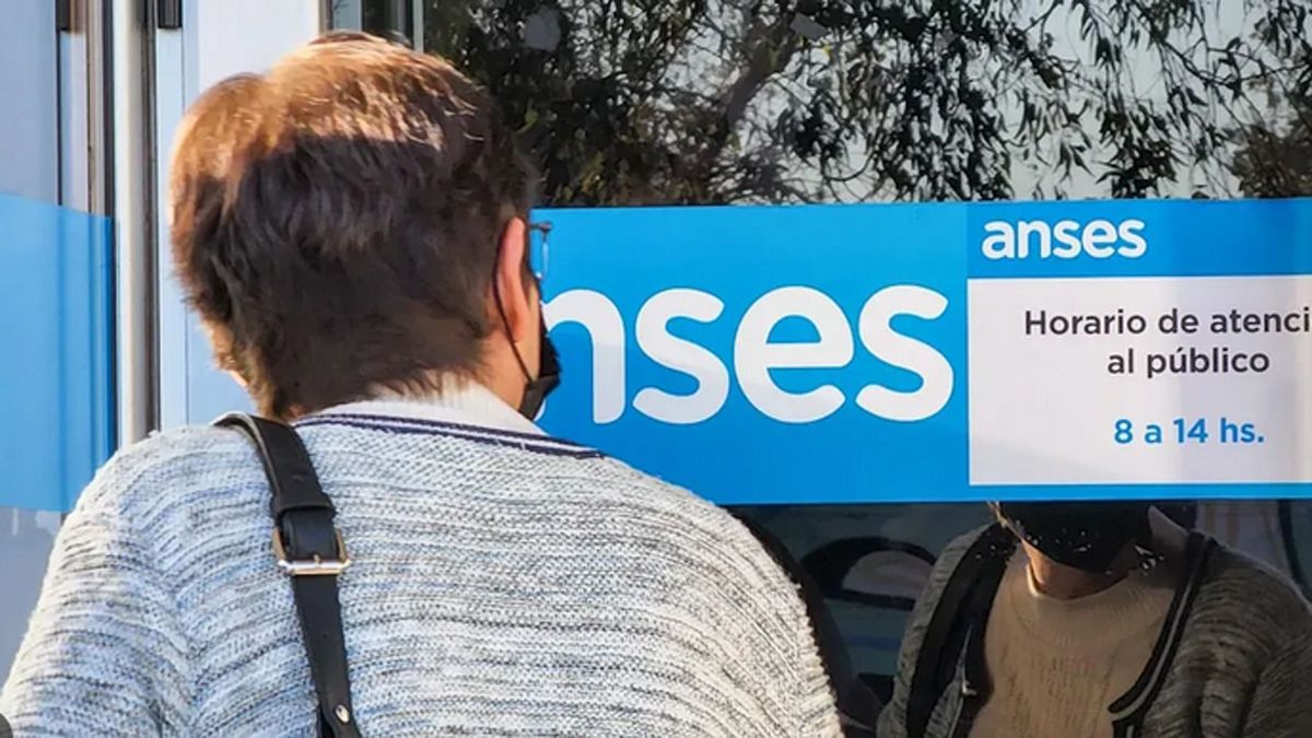 ANSES: quiénes cobran esta semana del 8 al 12 de abril. ANSES: quiénes cobran esta semana del 8 al 12 de abril.