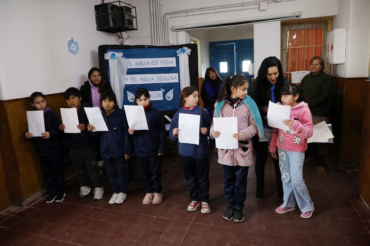 Se llevaron a cabo capacitaciones específicas para el uso y mantenimiento de la nueva tecnología instalada en las escuelas. Se llevaron a cabo capacitaciones específicas para el uso y mantenimiento de la nueva tecnología instalada en las escuelas.