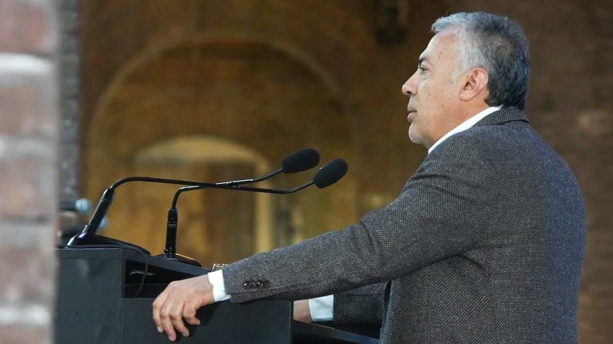 Cornejo admitió que no descarta una alianza UCR-LLA en los próximos comicios. Cornejo admitió que no descarta una alianza UCR-LLA en los próximos comicios.