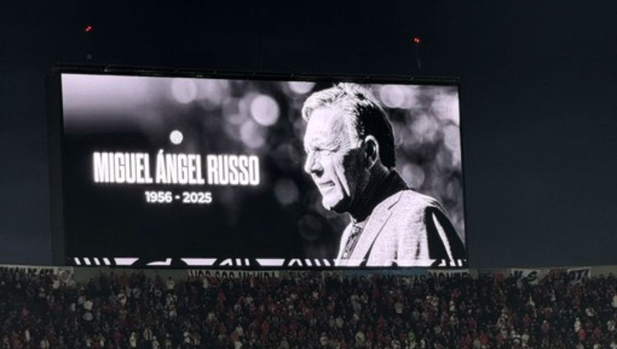 De River para Miguel Ángel Russo: el emotivo minuto de silencio en El Monumental