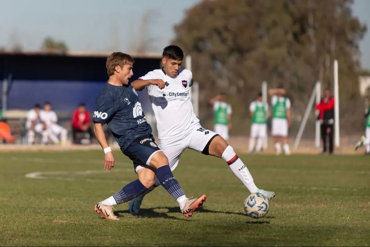 Tras afianzarse en Reserva, Andino tuvo su bautismo en Independiente Rivadavia.