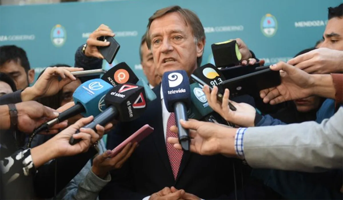 Cautela. Suarez pidió esperar a la publicación formal del laudo antes de tomar decisiones, pero Fernández tiene tiempo hasta agosto para expedirse.