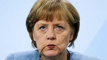 Atacaron el sitio web de Angela Merkel y del Parlamento Alemán