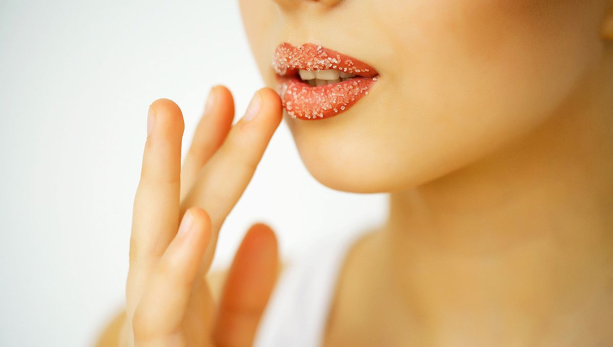 Exfoliar labios. Exfoliar labios.