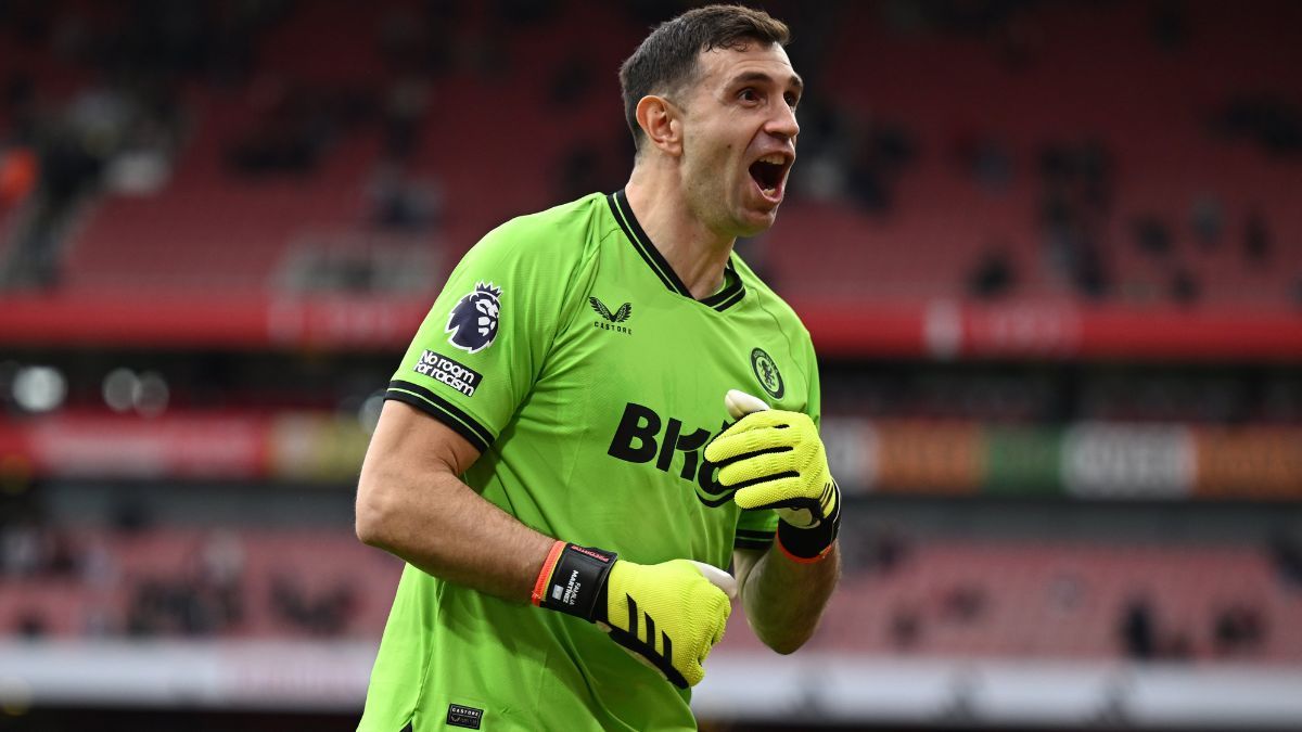 Dibu Martínez pudo haberse convertido en jugador de un equipo grande de la Premier League.