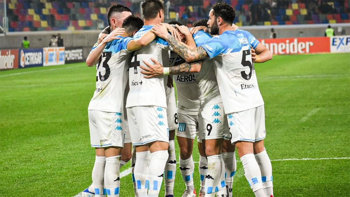 Racing venció a Central Córdoba, en Santiago del Estero.