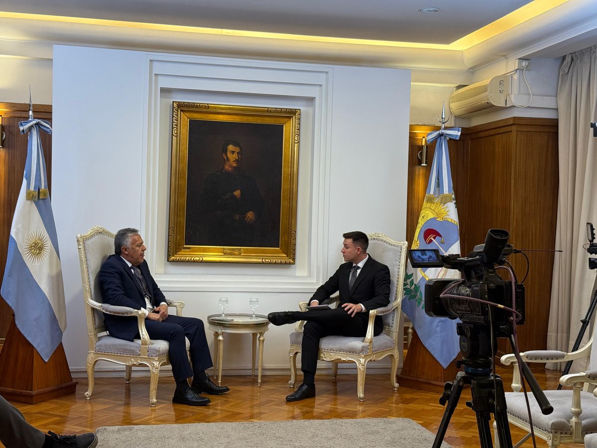 Alfredo Cornejo dijo que es injusto responsabilizar a Javier Milei por las bajas jubilaciones. Para el mandatario el problema de fondo es el sistema previsional. Alfredo Cornejo dijo que es injusto responsabilizar a Javier Milei por las bajas jubilaciones. Para el mandatario el problema de fondo es el sistema previsional.