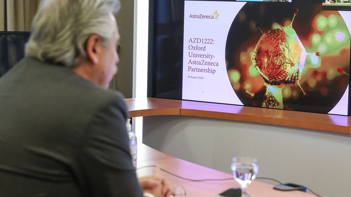 El Presidente afirmó que hay un acuerdo con Oxford y AstraZéneca para producir la vacuna en la Argentina.