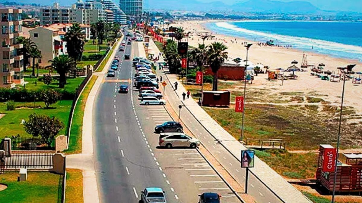 La Avendia del Mar, en La Serena.