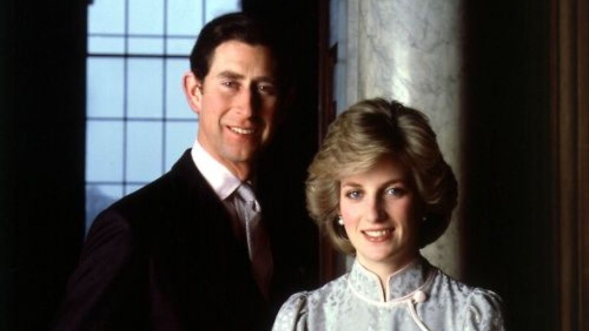 Carlos y Diana en un retrato oficial.