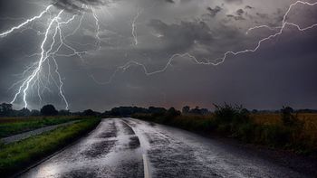 Alerta por tormentas severas que amenazan múltiples condados de Carolina del Norte