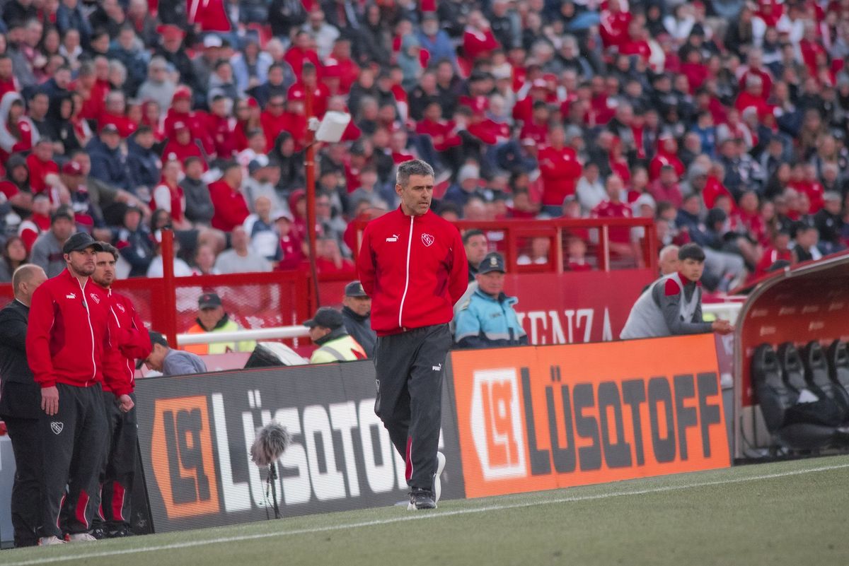 El DT le puso punto final a su ciclo en el club.