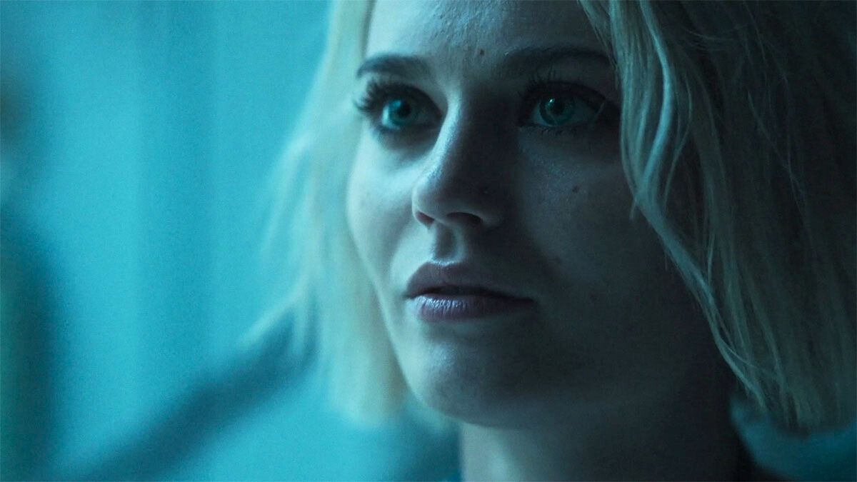 La actriz Katarzyna Sawczuk interpreta a Maya en la película de Netflix.