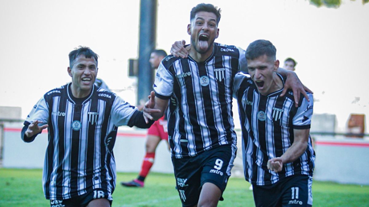 El Lobo ganó y está a dos del puntero y con un partido menos.