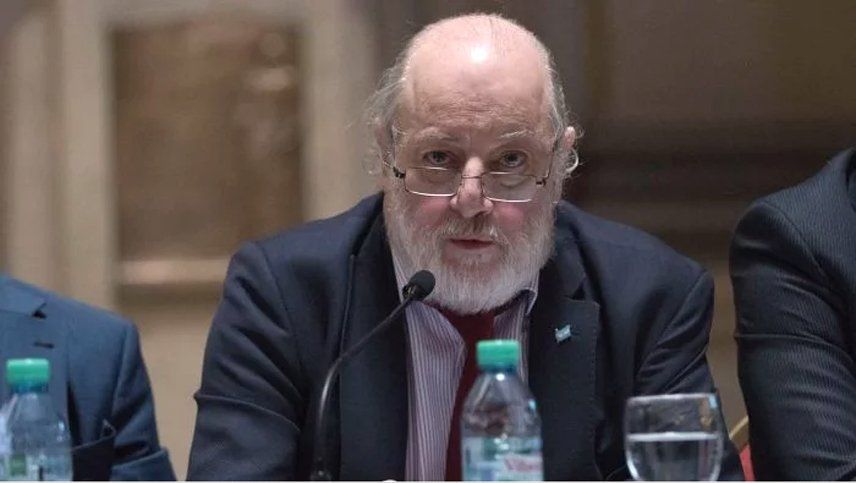 Bonadio sobreseyó a Pino Solanas, Víctor Laplace y una larga lista de productores