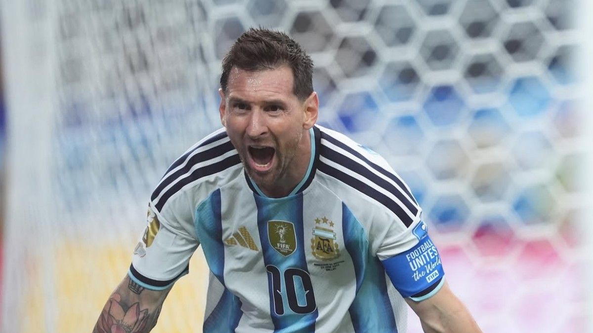 El padre de Yamal compar&oacute; a Messi con su hijo.