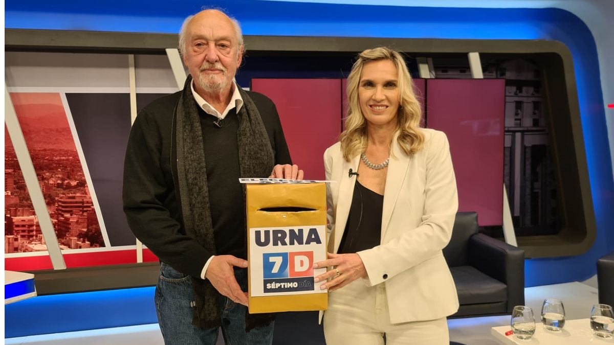 En la urna de 7D, Elbio Rodríguez y Martha Reale depositaron su voto. Allí indicaron cómo estiman que serán los guarismos de las PASO. El miércoles próximo, en la nueva edición de Séptimo Día, se abrirán los sobres.