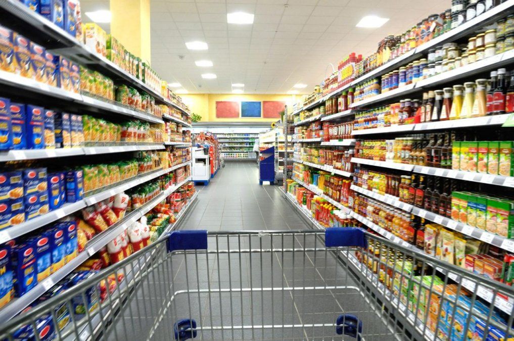 Inflación: el Gobierno congeló los precios de productos de primera necesidad (Foto: Gabriel Lichtenstein).