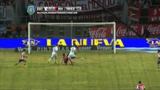 Cavenaghi se comió un gol increíble