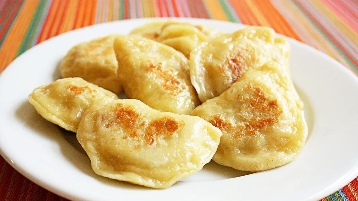 Varenikes, receta ucraniana de pastas rellenas.