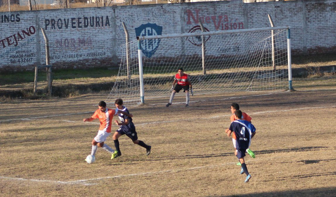 Discreto empate entre Quiroga y Pilares