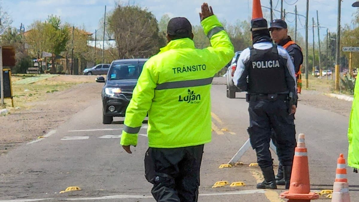 Los controles por el Día del Estudiante se realizarán en espacios verdes, espejos de agua, boliches y bares de toda la provincia. Imagen ilustrativa.