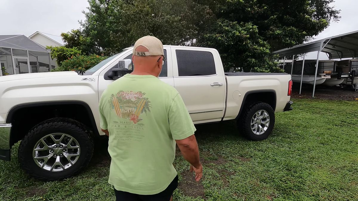 El padre del joven no daba crédito a sus ojos.