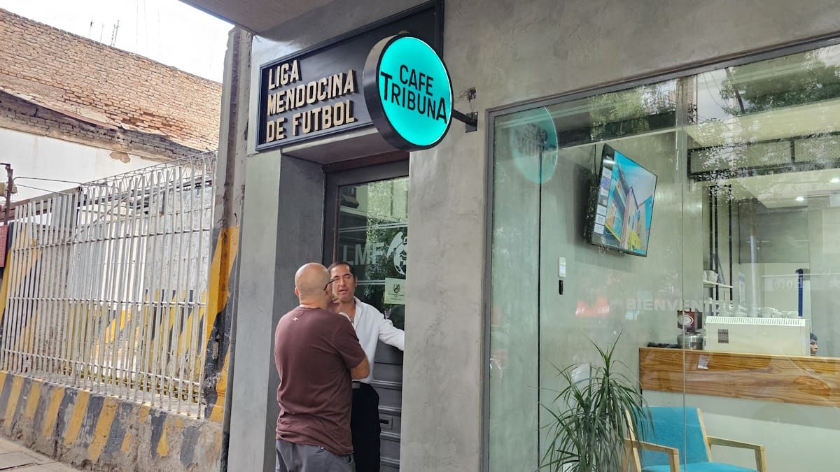 Allanaron la Liga Mendocina de Fútbol por una causa vinculada a controles médicos de menores de edad.&nbsp;