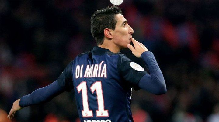 ¡Con un guante! La magistral asistencia de Di María para Cavani