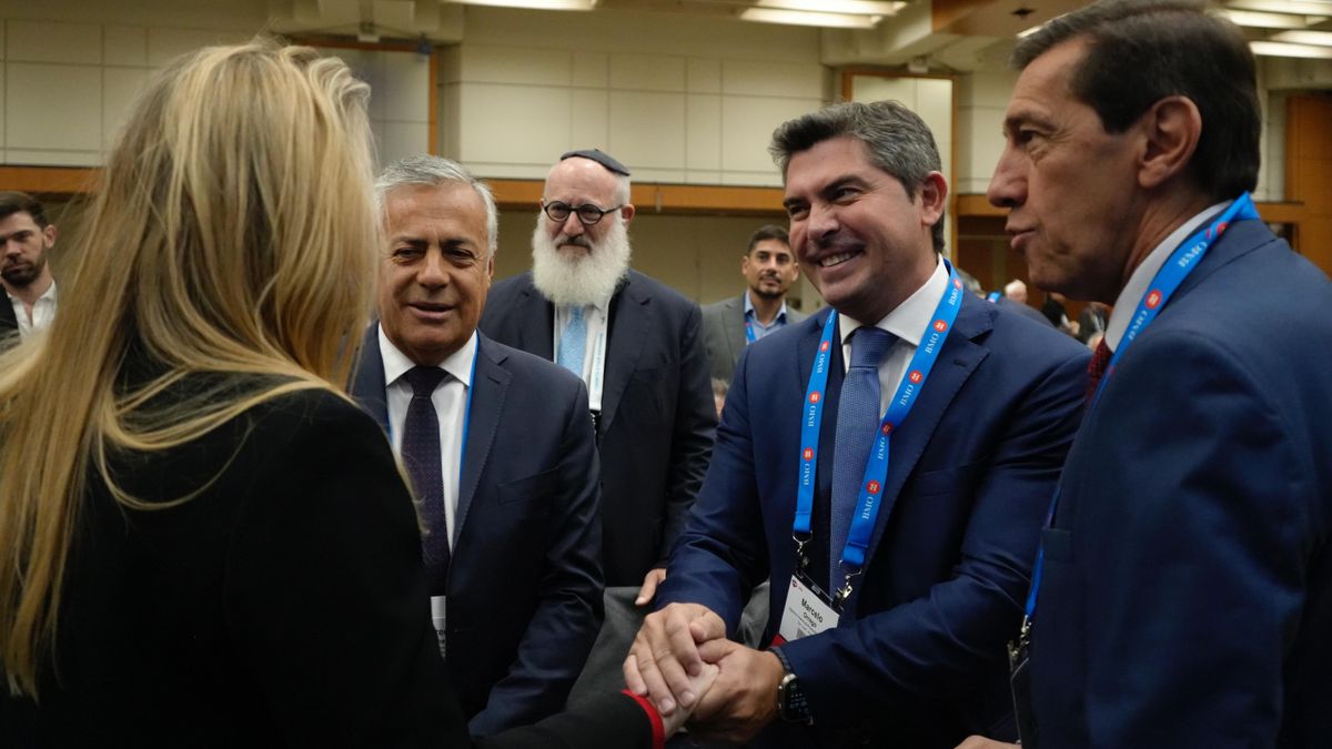 Karina Milei encabeza la delegación argentina de la que forma parte el gobernador de Mendoza, Alfredo Cornejo. Karina Milei encabeza la delegación argentina de la que forma parte el gobernador de Mendoza, Alfredo Cornejo.