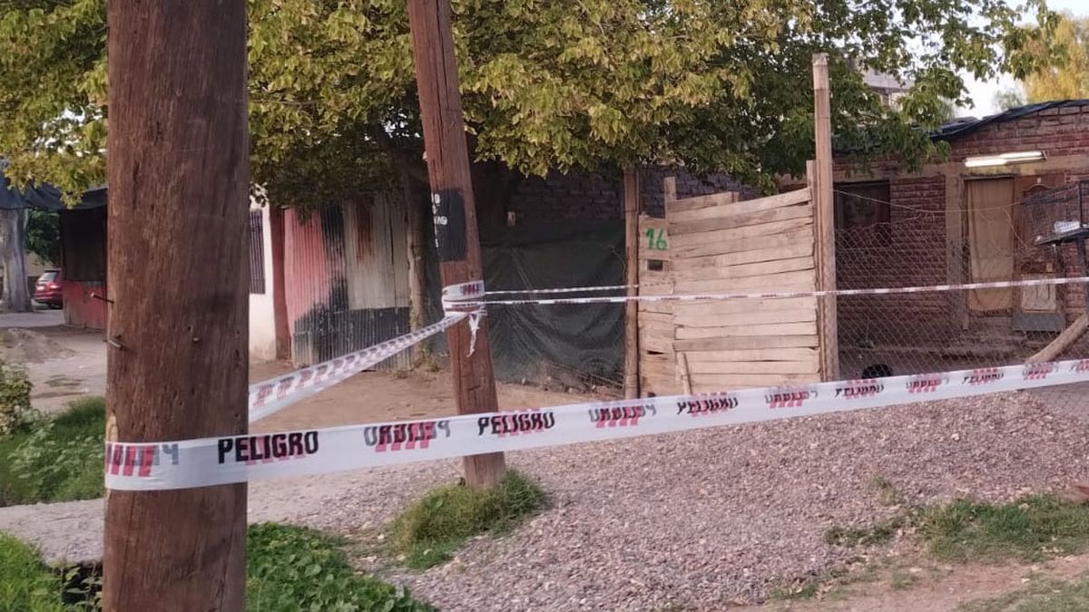 La escena del crimen de la embarazada en Las Heras. La escena del crimen de la embarazada en Las Heras.