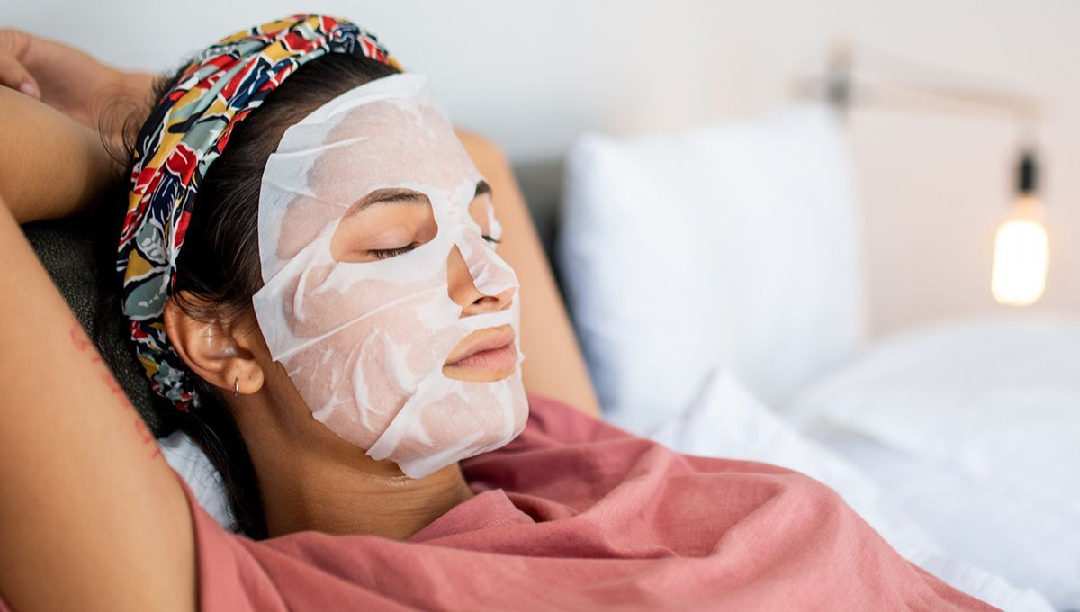 Riesgos y tips a tener en cuenta antes de usar mascarillas de tela en la piel